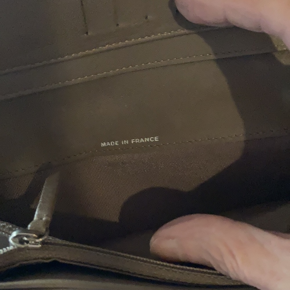Authentic Chanel Wallet - Picture 9 of 9